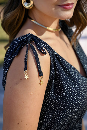 Vestido Casual Curto Emma - Estampa Poá com Estrelinhas Preto e Branco